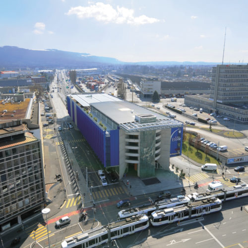 Toiture photovoltaïque de plus de 600m2 pour le parking P+R Étoile à Genève