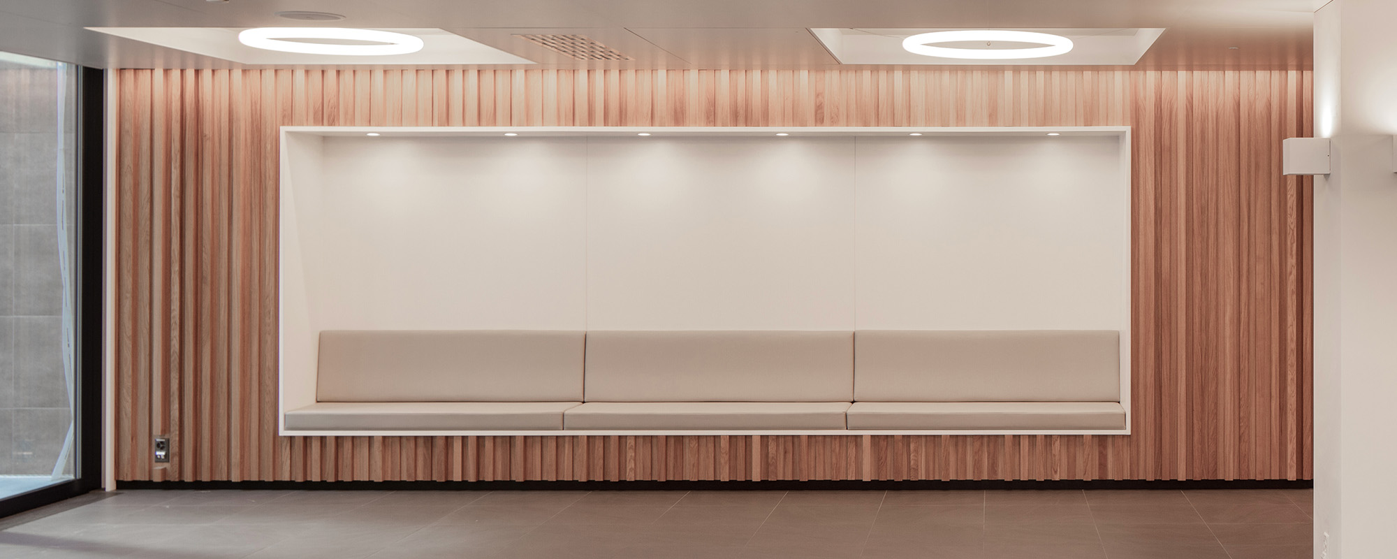 Nous vous souhaitons de belles fêtes et nous réjouissons de vous retrouver dès le 6 janvier